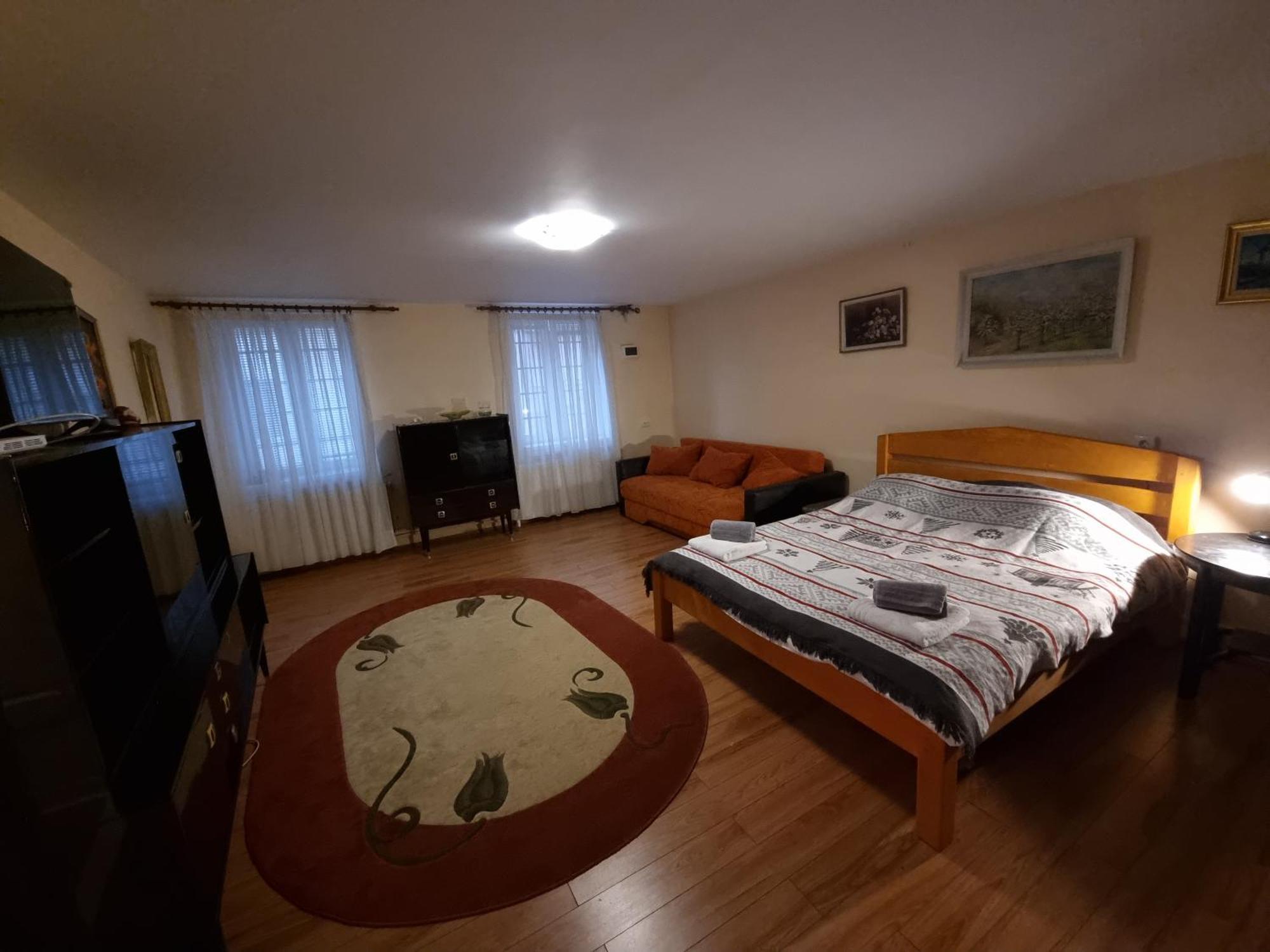 R Castle - 2 Room Apartment Брашов Экстерьер фото